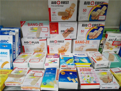 家用PE透氣防水創可貼無菌彈力創口貼關節傷口止血貼組合套裝_浦江健宇衛生材料_義烏國際商貿城四區_義烏購